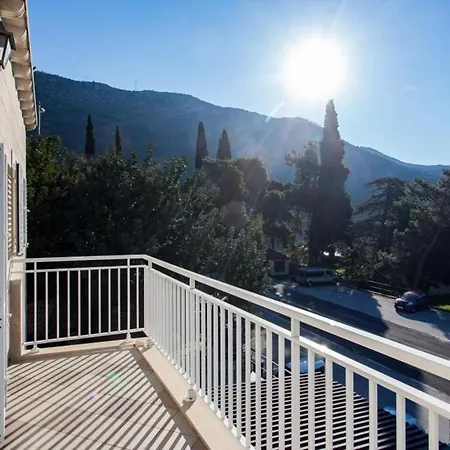 Apartment Babilon - Luxury One Bedroom With Balcony And Sea View Zaton (Dubrovnik-Neretva)